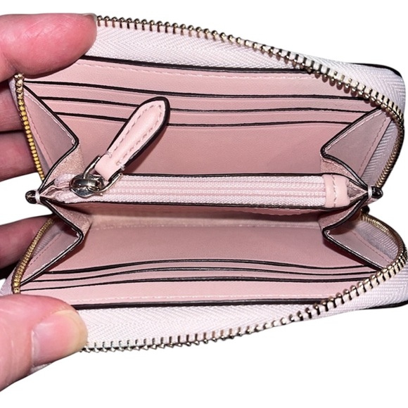 NWT! kate spade oh snap! small zip around card case wallet - chalk pink - Picture 8 of 15